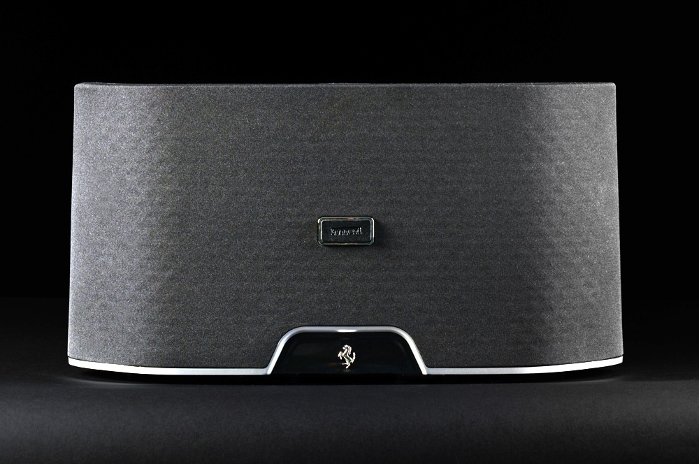 CAVALLINO GT1 Bluetooth Speaker Dock Ferrari Logic 3 Speaker