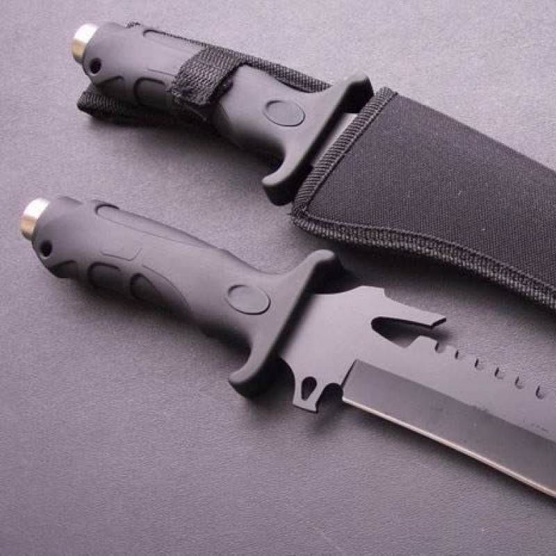 Sharp Survival Tactical Knife With Nylon Sheath